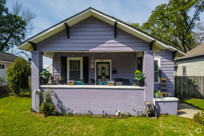 Many homes in East Birningham have delightful front porches.