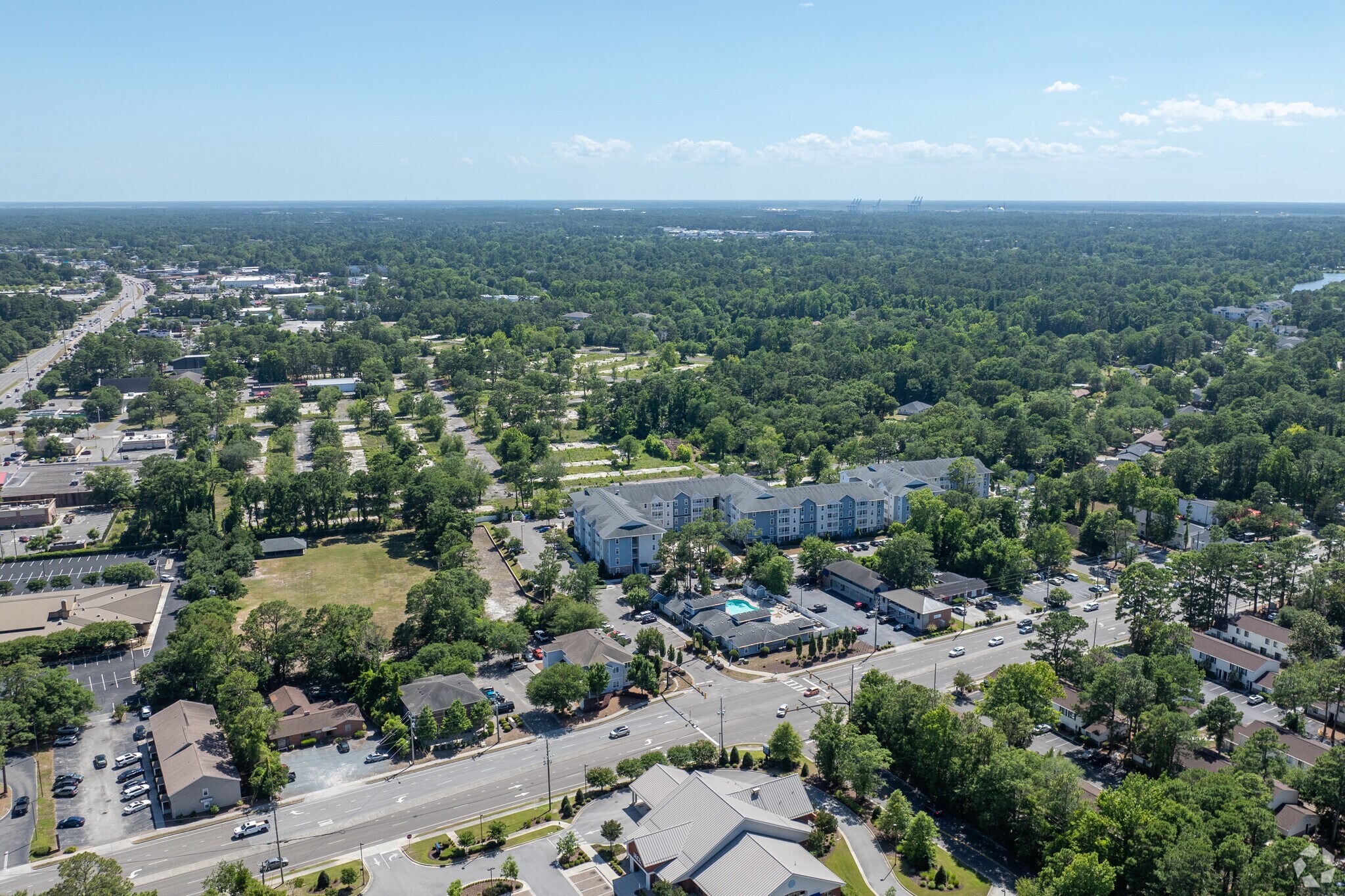 St James Village is directly in the heart of Wilmington within walking distance of UNCW.