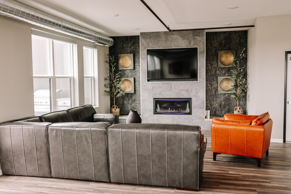 Flats on Havens 1525 W Havens Ave, Mitchell, SD