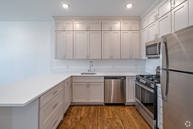 Spring Street Residences, Wallington, NJ 07057 - photo 4