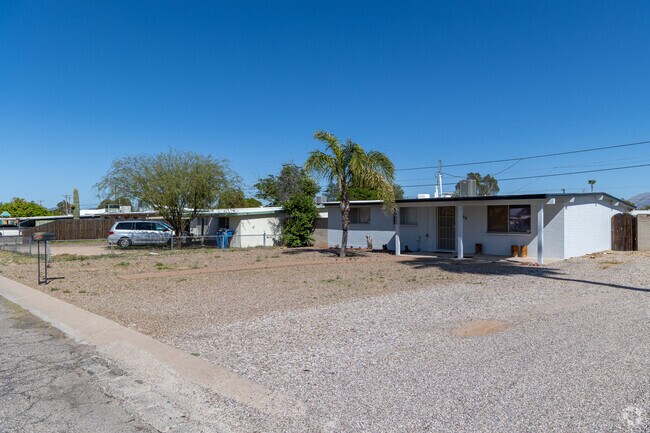 Most Naylor homes were built in the 1950's.