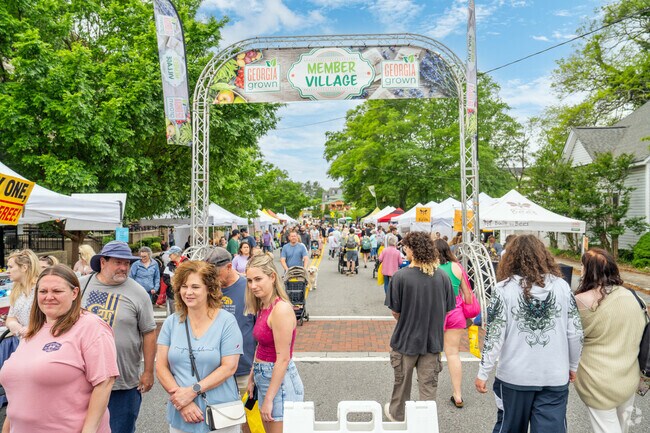 The Big Shanty Festival has a section just for the members of their local Farmer's Market.