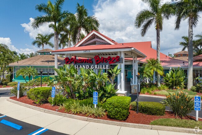 For a simple and fun meal, Bahama Breeze is just up the street.