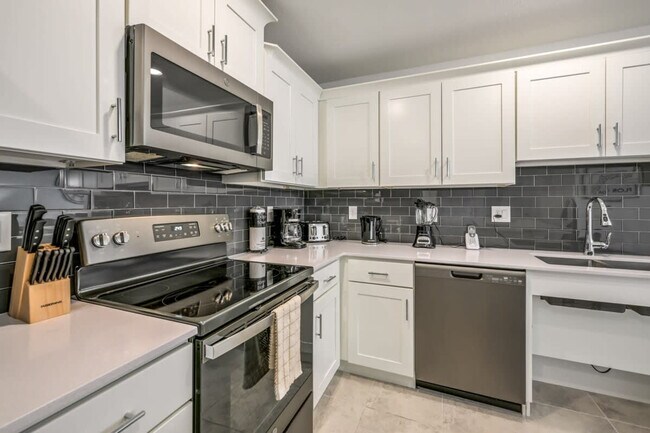 3191 Paradox Cir unit ID1280964P, Kissimmee, FL 34746 - photo 4