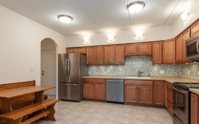 12900 W Heiden Cir, Lake Bluff, IL 60044 - photo 3