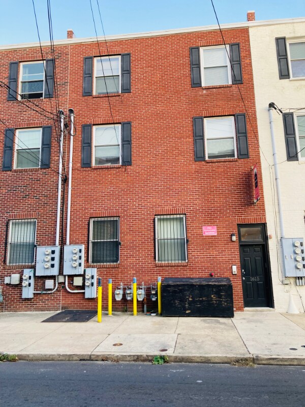 1615 N Sydenham St Unit 2, Philadelphia, PA 19121