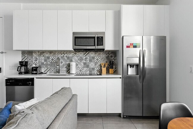 538 Meridian Ave unit ID1020731P, Miami Beach, FL 33139 - photo 5