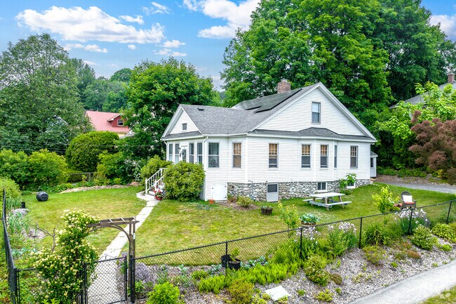A quaint Bungalow style home in North Quinsigamond Village.