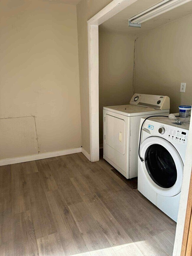 634 First St, Huntington, IN 46750 - photo 7