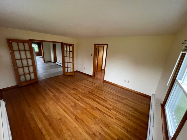 60 Bloomingrove Dr, Troy, NY 12180 - photo 7