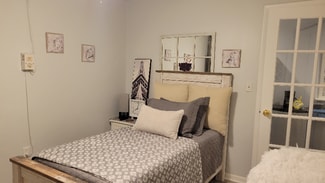 9582 118th St N Unit Surf Room, Seminole, FL 33772