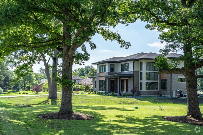 You will find many larger custom homes with big yards in the Hastings neighborhood.