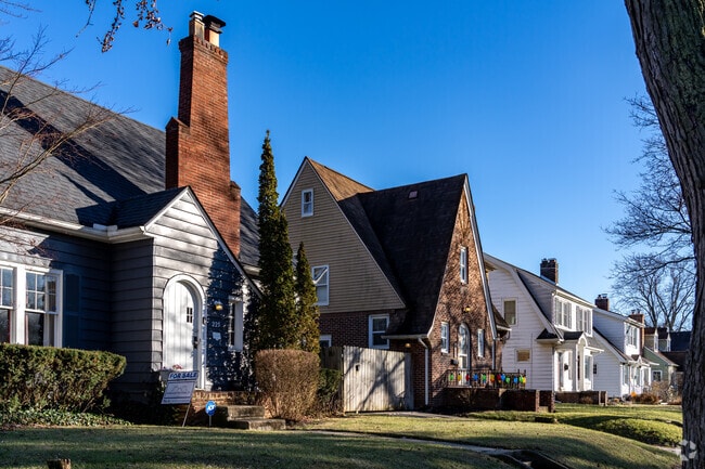 Tree-lined streets shade historic homes throughout Pontiac.