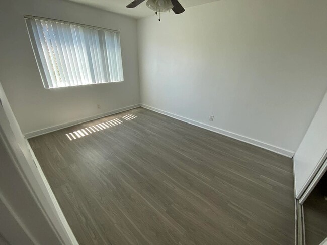 5307 Sepulveda Blvd unit 319, Sherman Oaks, CA 91411 - photo 7