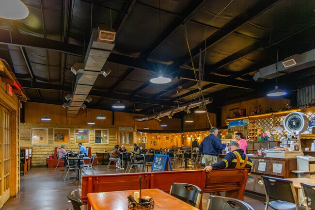 Momma Jean's serves delicious meat and three plates for locals in Tuscumbia.