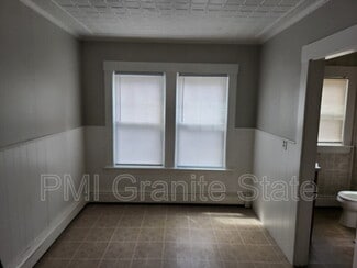 7 Paige Ave, Nashua, NH 03064