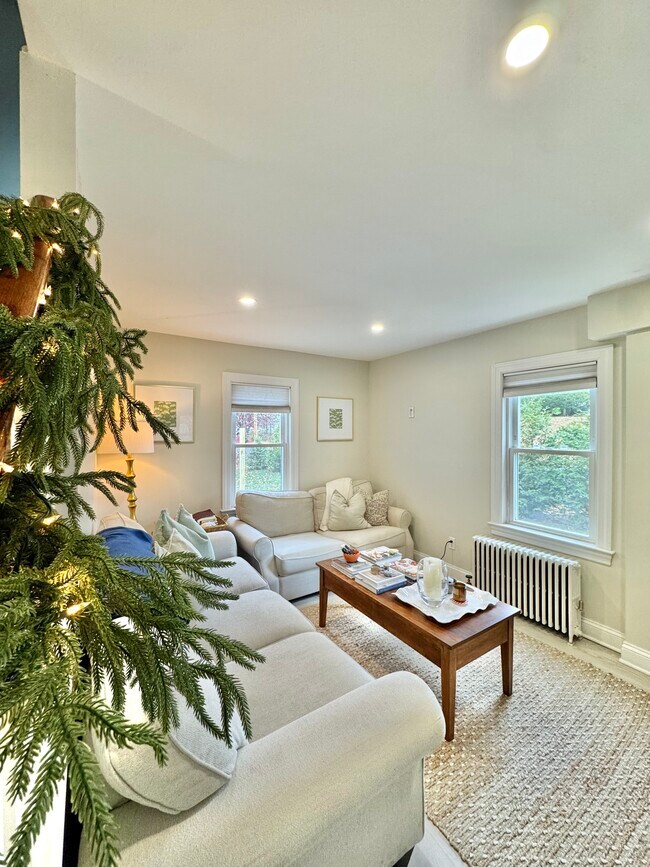 251 E Rutland Rd, Milford, CT 06461 - photo 3