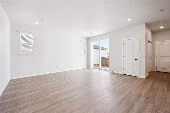 22746 E 47th Place, Aurora, CO 80019 - photo 7