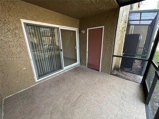 4537 Treehouse Ln, Tamarac, FL 33319