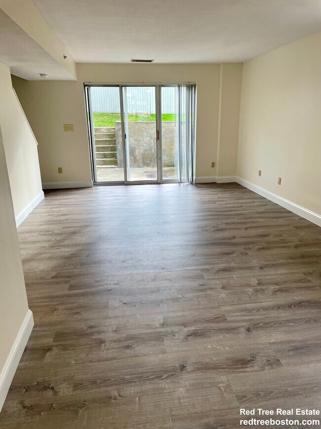 144 N Beacon St unit 2, Boston, MA 02135 - photo 4