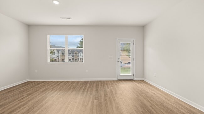 121 Kenmore Cir, Perry, GA 31069 - photo 5