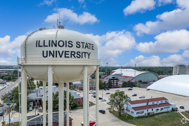 Illinois State University is just a block away from Kingsridge.