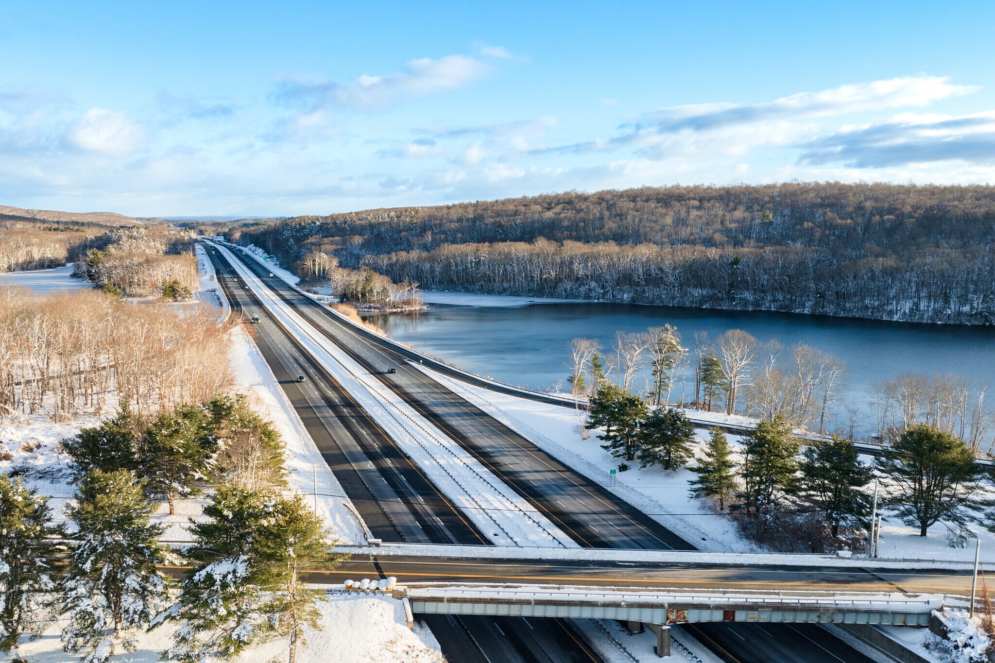 Interstate runs near Crystal Lake giving residents access to major cities.