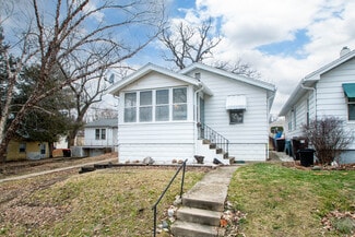 1127 E Corrington Ave, Peoria, IL 61603