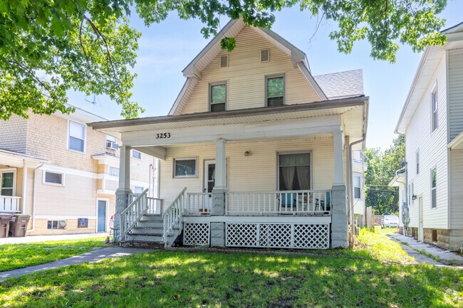 There are many two-story cottages throughout the Hartley neighborhood.