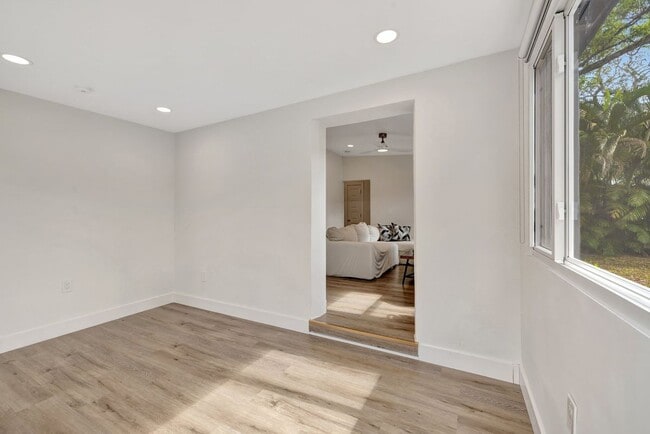 1721 SW 13th St, Fort Lauderdale, FL 33312 - photo 4