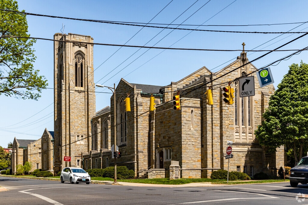Calvary Weekday School is recognized as one of Frederick County's finest preschools.
