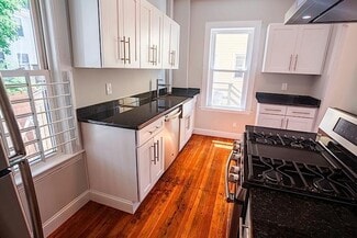 23 Kelly Rd Unit 1, Cambridge, MA 02139