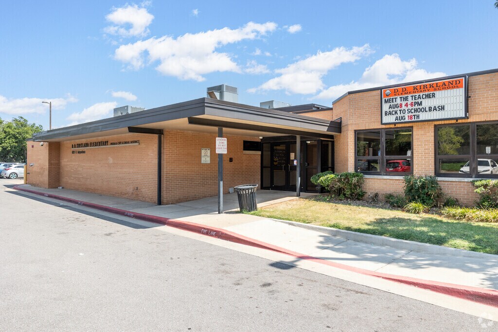 Kirkland Elementary boasts an A grade on Niche.