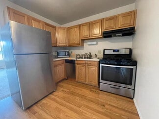 111 Harrington Ave Unit 16, Crown Point, IN 46307