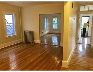 303 Tappan St, Brookline, MA 02445