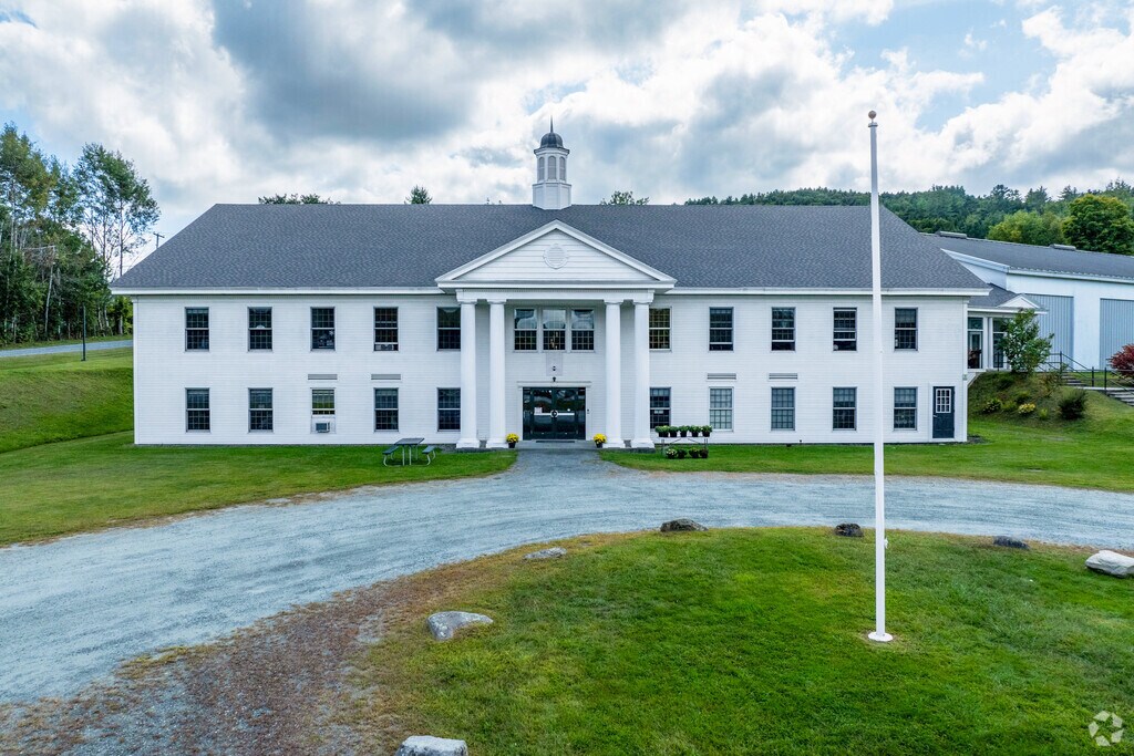 Mid Vermont Christian School is a PK-12 Christian school located in Quechee, Vermont.