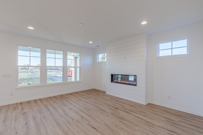 16042 Meadow Frost Ct, Fishers, IN 46037 - photo 7