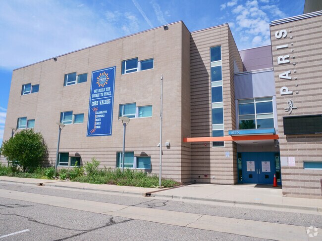 Paris Elementary School teaches North Aurora’s youngest residents.