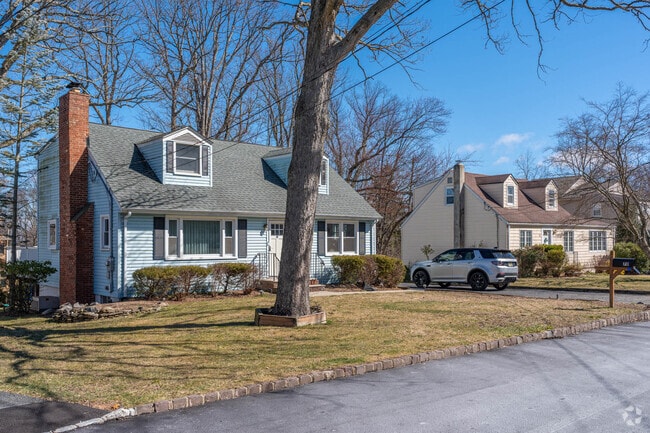 Some subdivisions have smaller more cozy homes in Cedar Knolls.