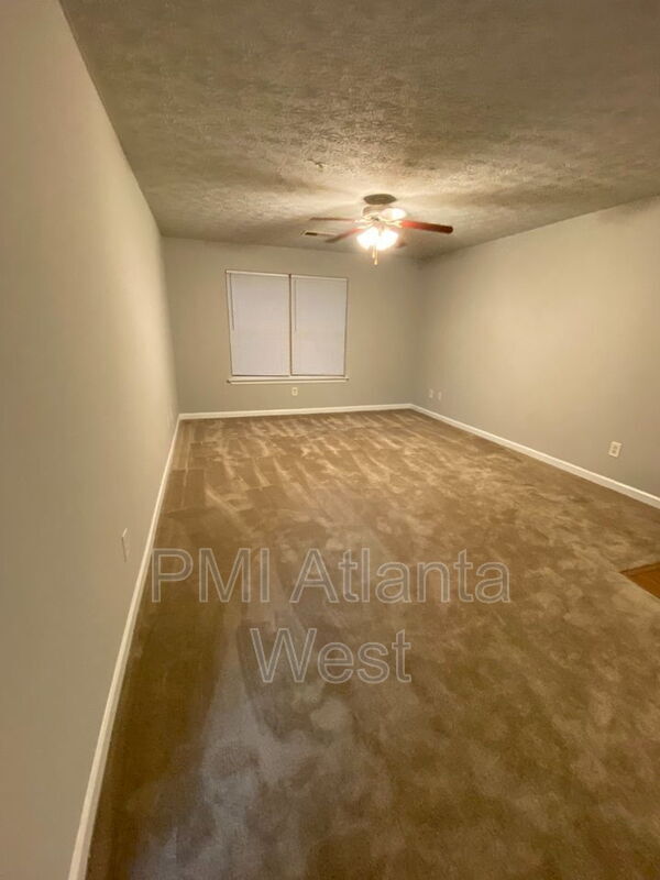 4203 Fairington Club Dr, Stonecrest, GA 30038