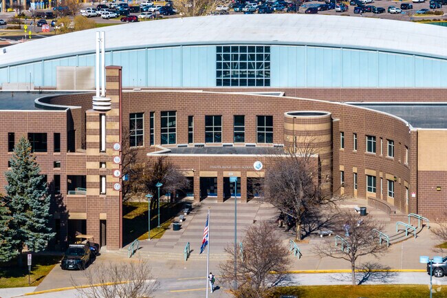 Dakota Ridge Senior High School is a highly rated, public school in Littleton.