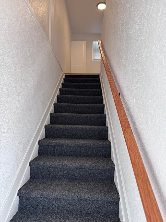 5190 Washington St, Denver, CO 80216