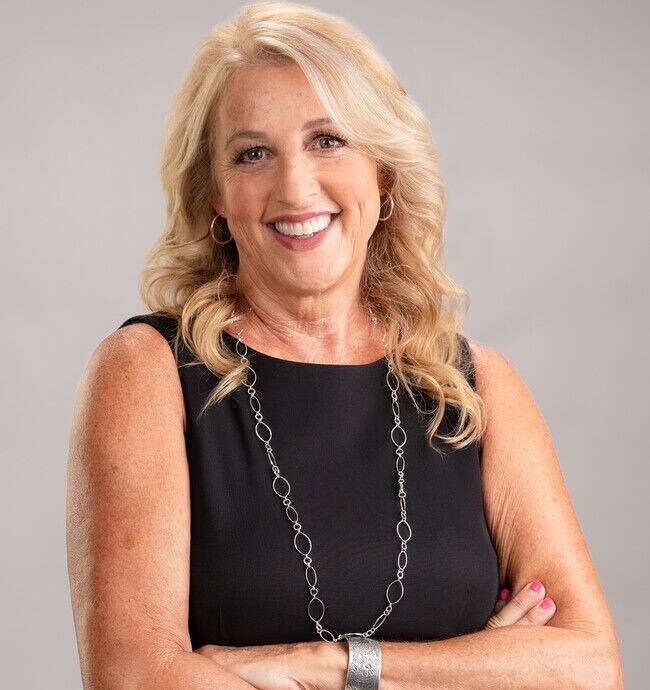 Roxane Dyer