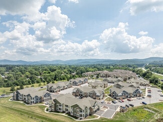 357 Windigrove Dr, Waynesboro, VA 22980