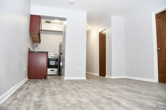 5724 N Kenmore Ave unit 1040-218, Chicago, IL 60660 - photo 5