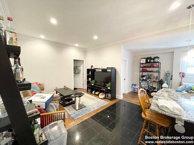 32 Sumner St unit 1, Boston, MA 02125 - photo 3