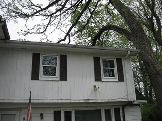 2802 S Main St Unit 7, Rockford, IL 61102