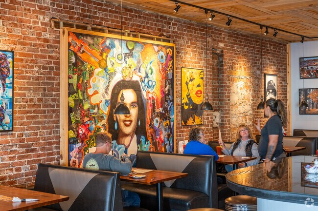 Westsider Diner & Lounge serves up three meals a day until midnight near Northwest.