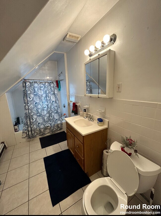 9 Greylock Rd, Allston, MA 02134 - photo 2