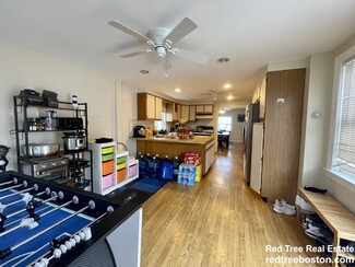 83 Lexington St Unit 1, Auburndale, MA 02466